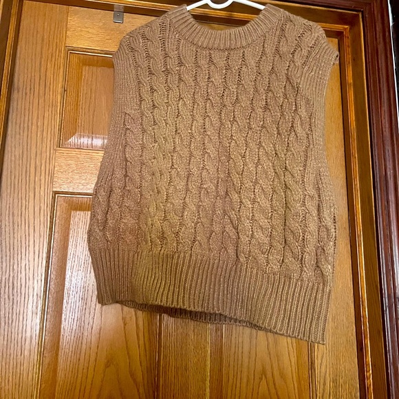 Vest - Picture 1 of 1